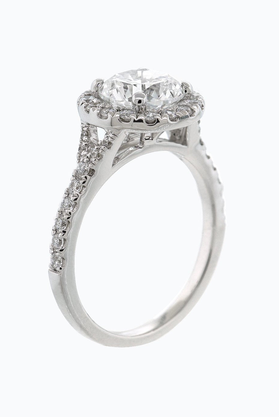 round-shaped-moissanite-halo-engagement-ring