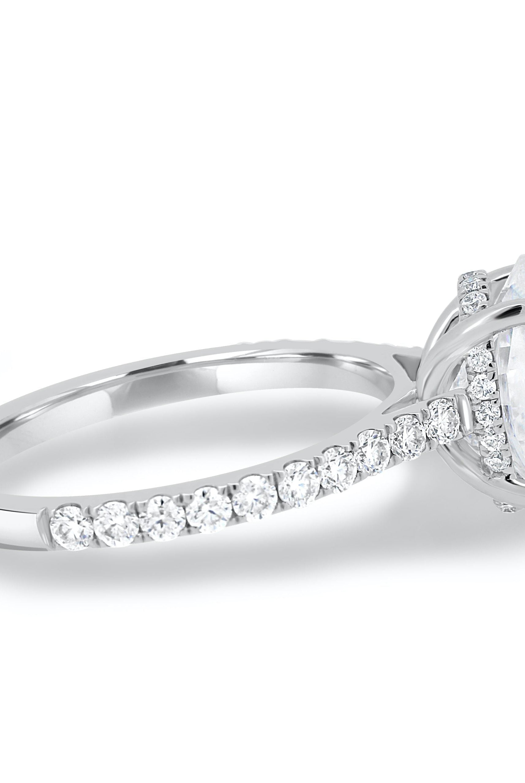Moissanite jewelry set for Valentine's Day celebration gifts suggestions