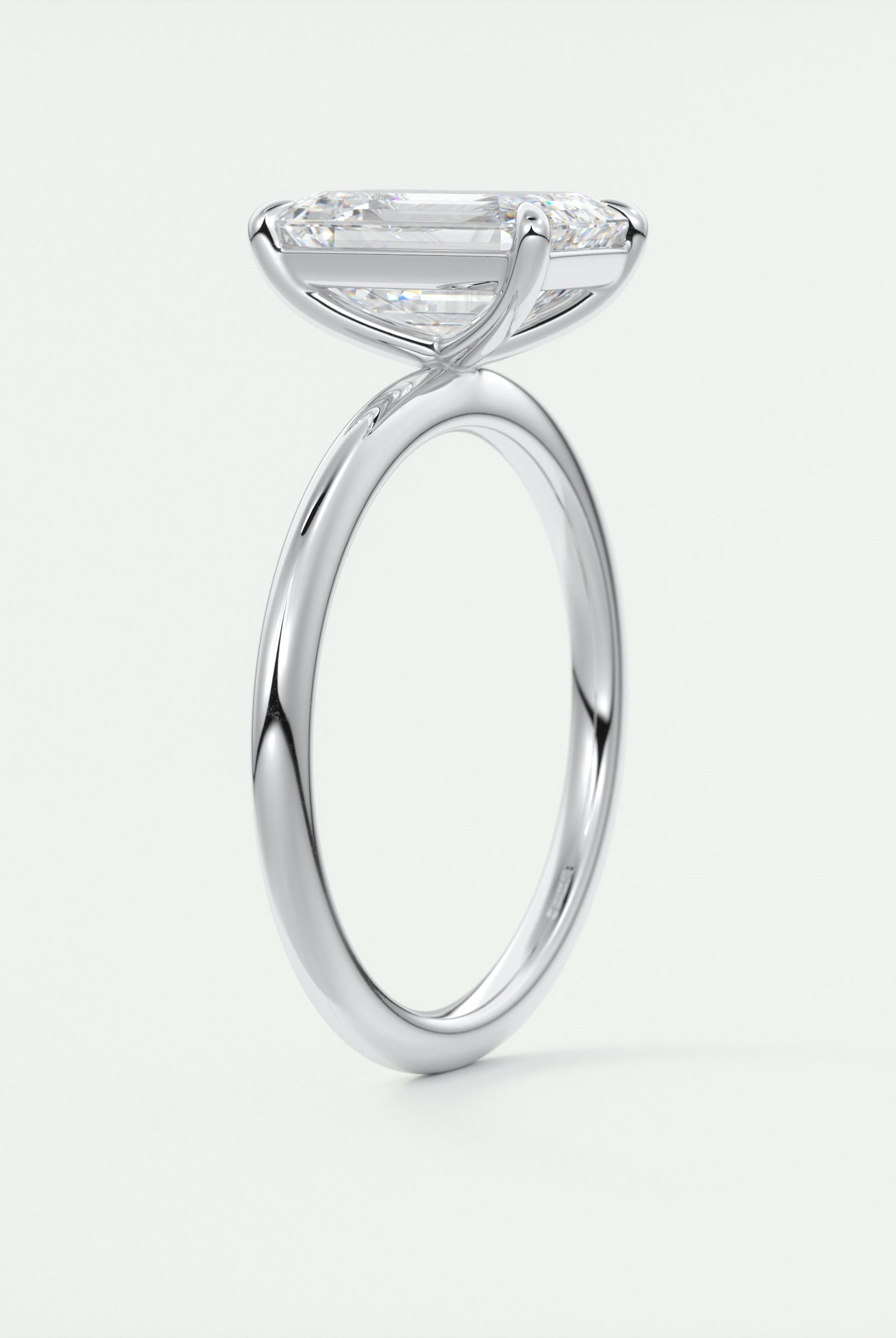 Moissanite wedding jewelry for maid of honor's outfit