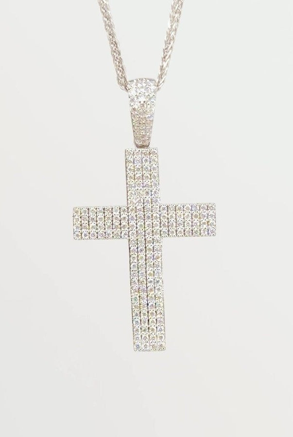 0-56ct-round-moissanite-cross-nacklace