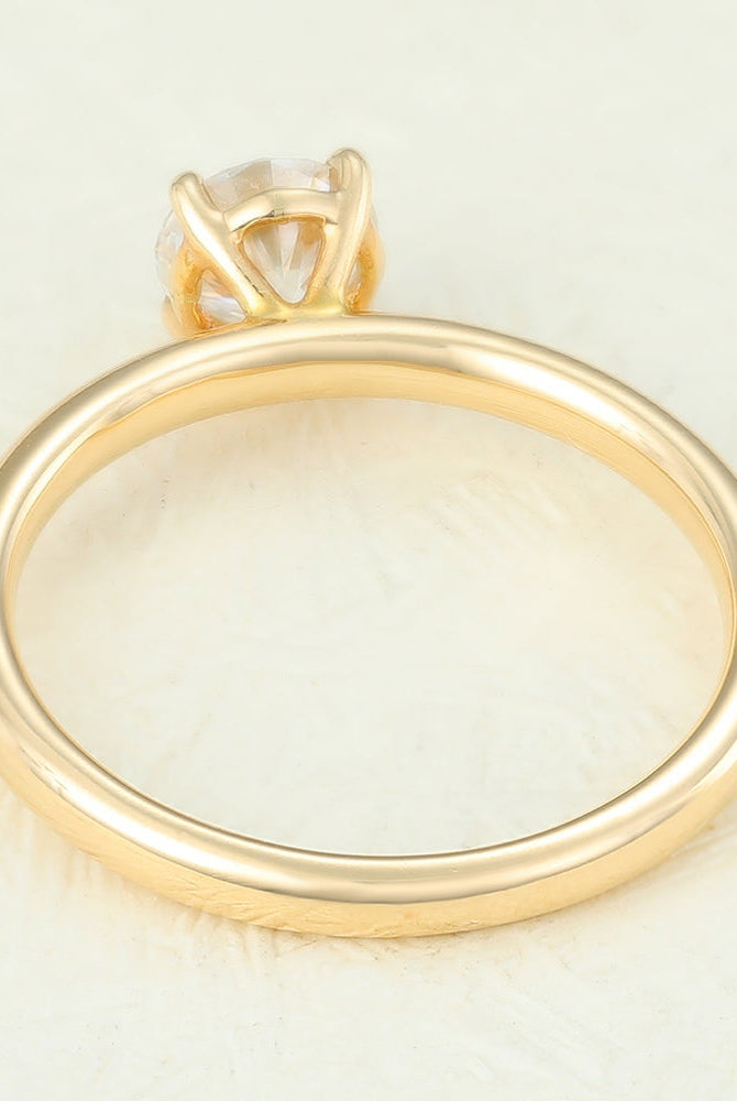 round-shaped-moissanite-solitaire-engagement-ring