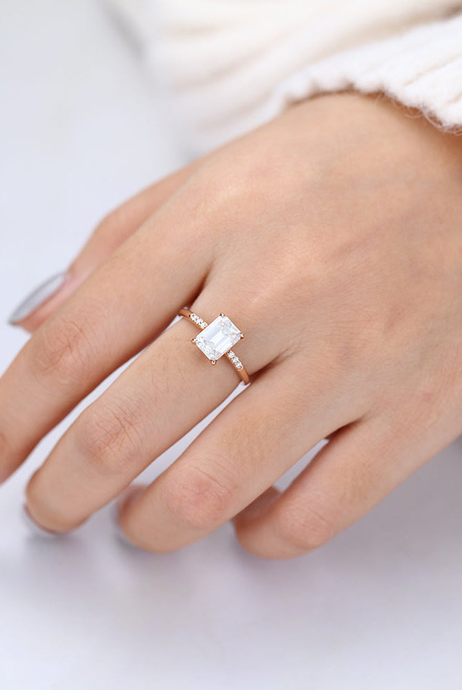 emerald-shaped-moissanite-pave-setting-engagement-ring-5
