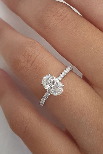 Oval Moissanite Engagement Ring