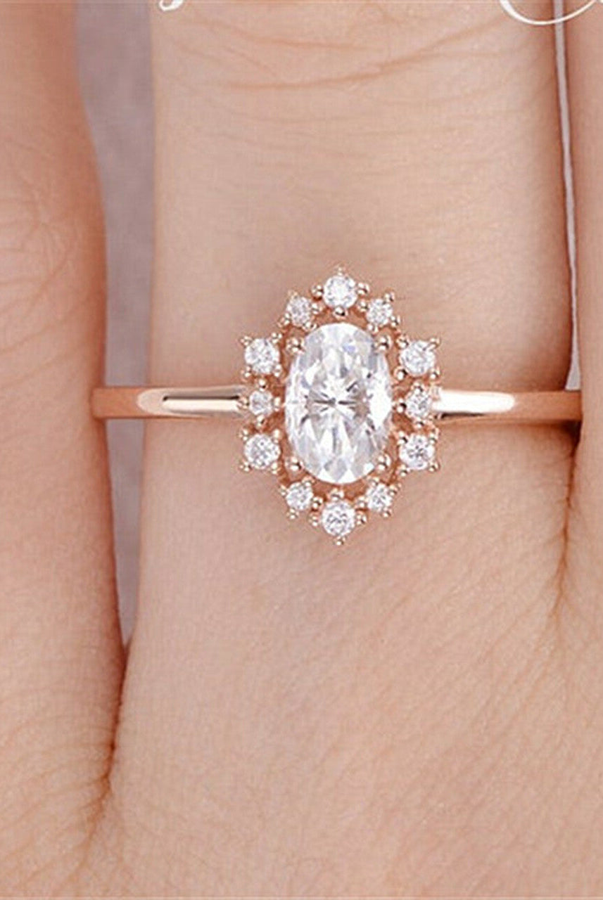 Oval Cut Moissanite Ring