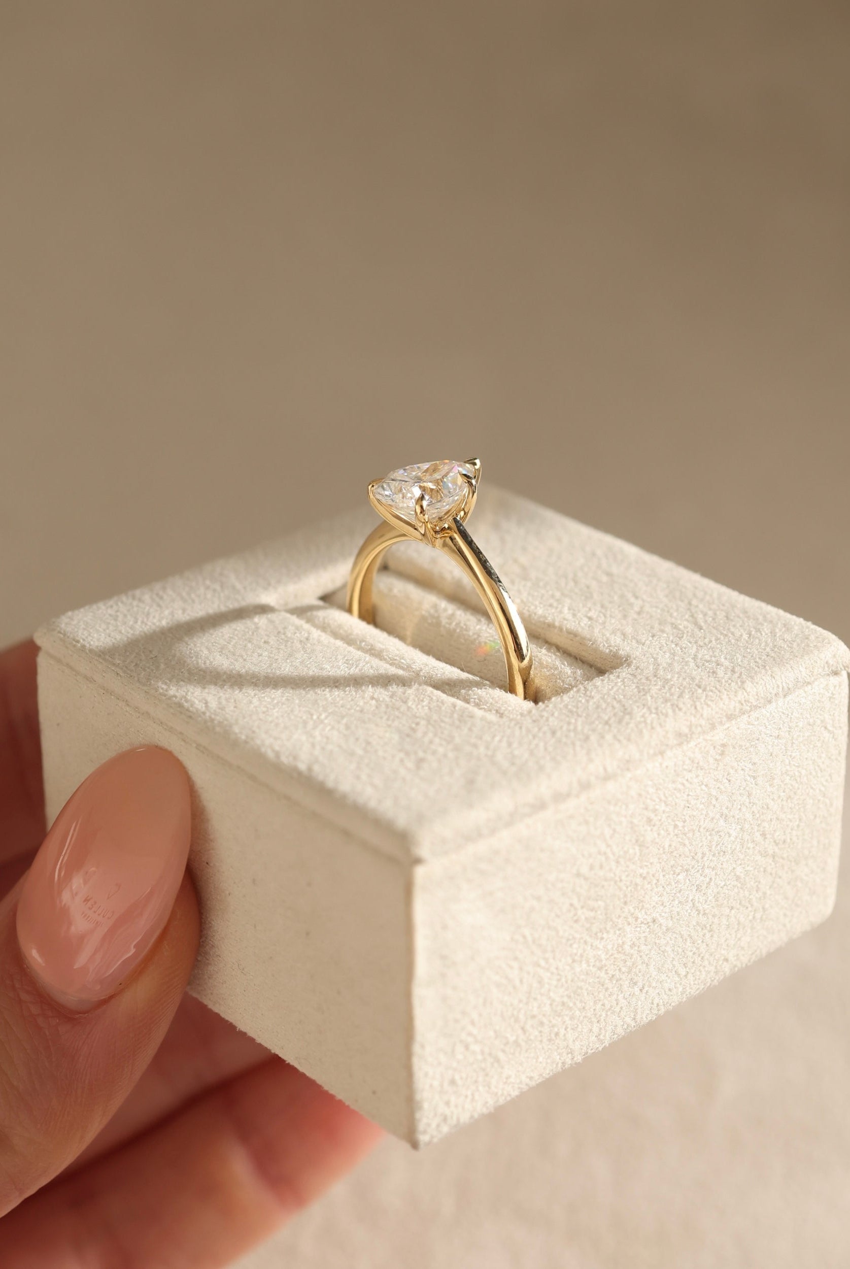 pear cut diamond alternative ring, elegant pear moissanite ring, pear cut moissanite ring for her, classic solitaire pear ring