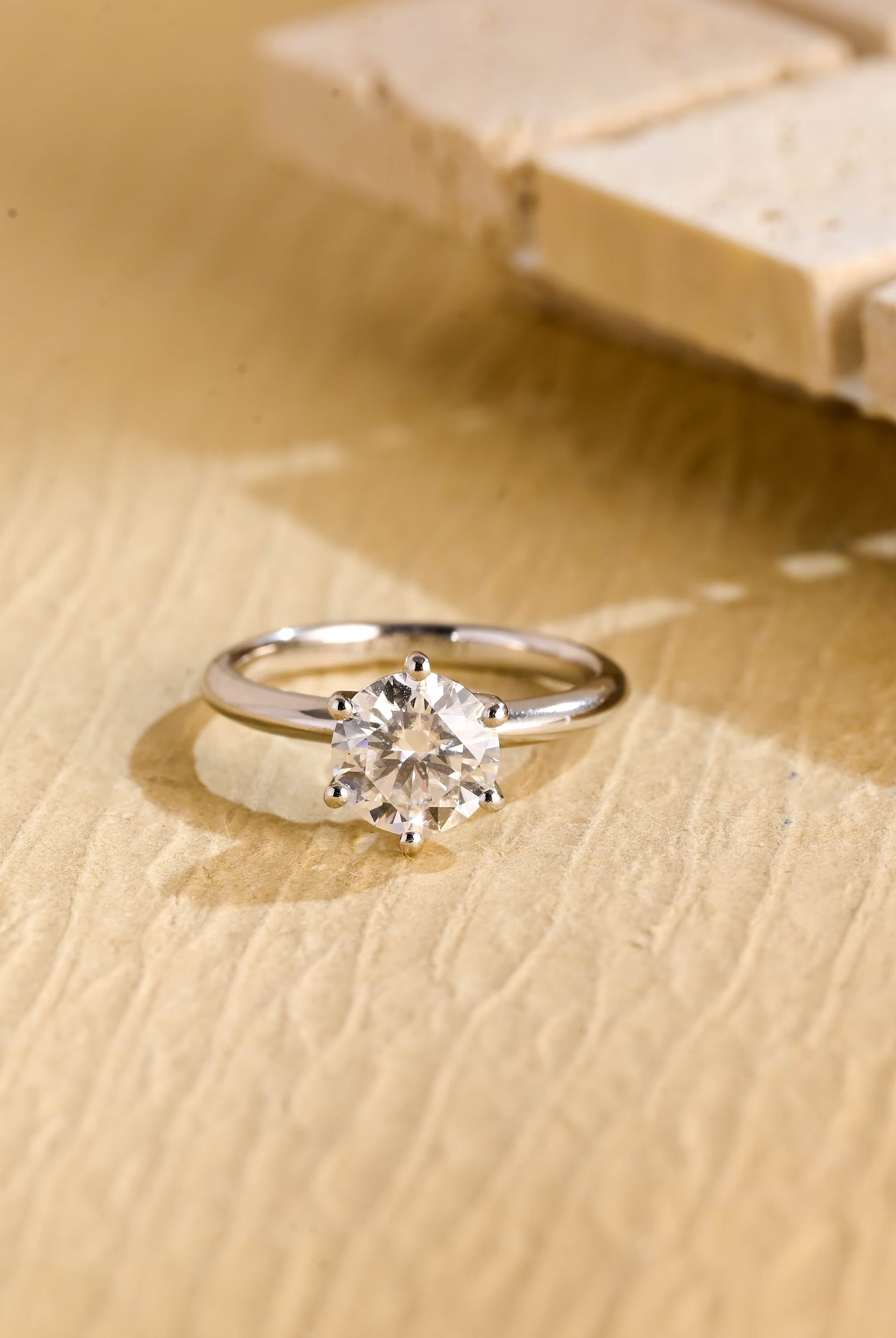1 Carat Moissanite Engagement Ring