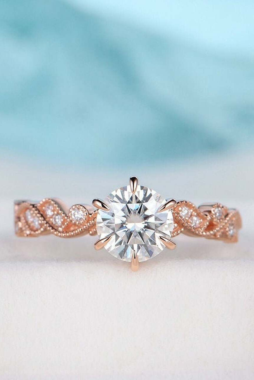 Round Cut Moissanite Ring