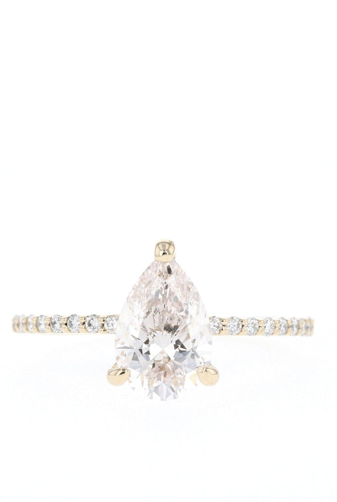 Moissanite Diamond Engagement Ring