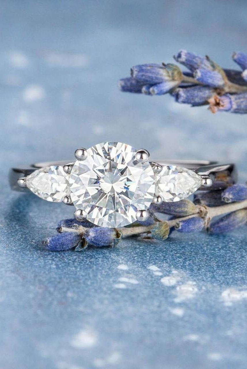 Round Brilliant Diamond Ring