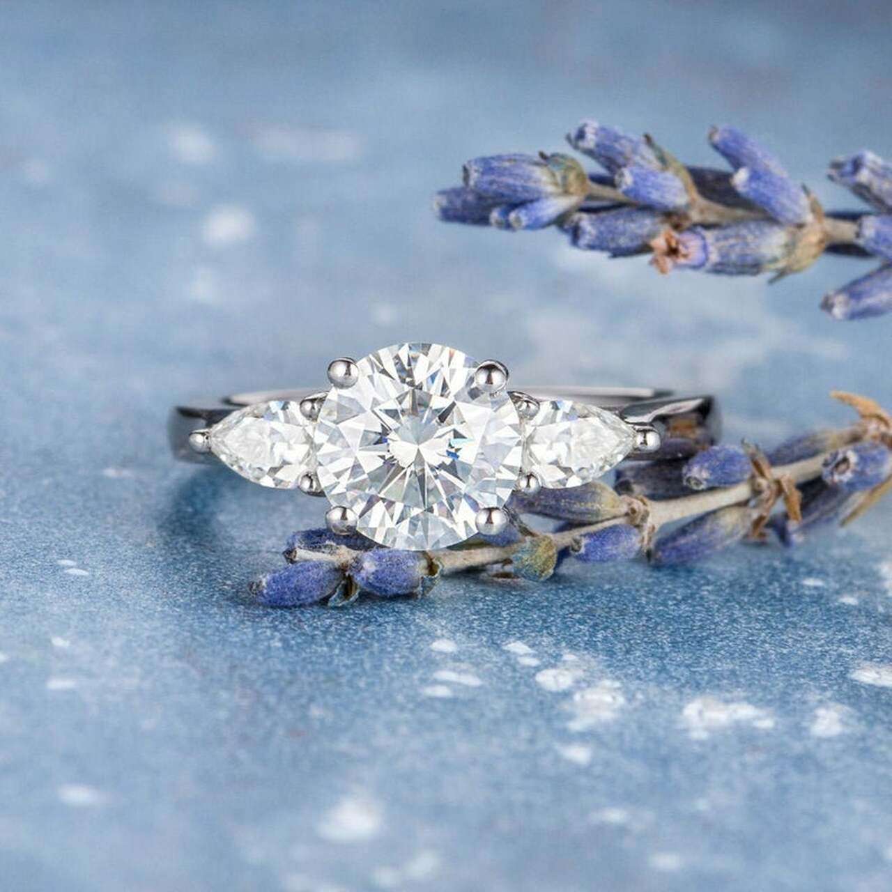 Round Brilliant Diamond Ring