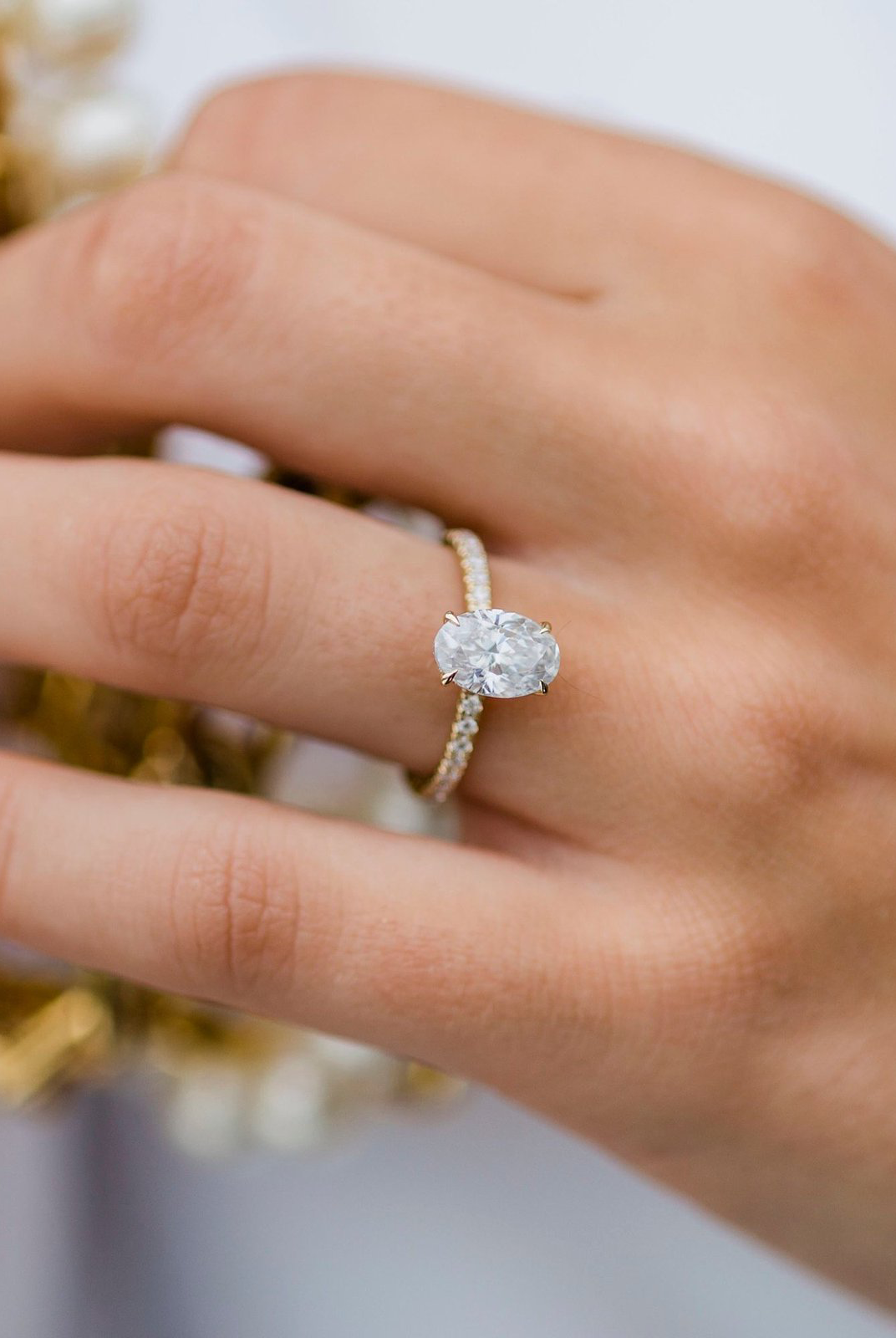 Oval Cut Moissanite Engagement Ring