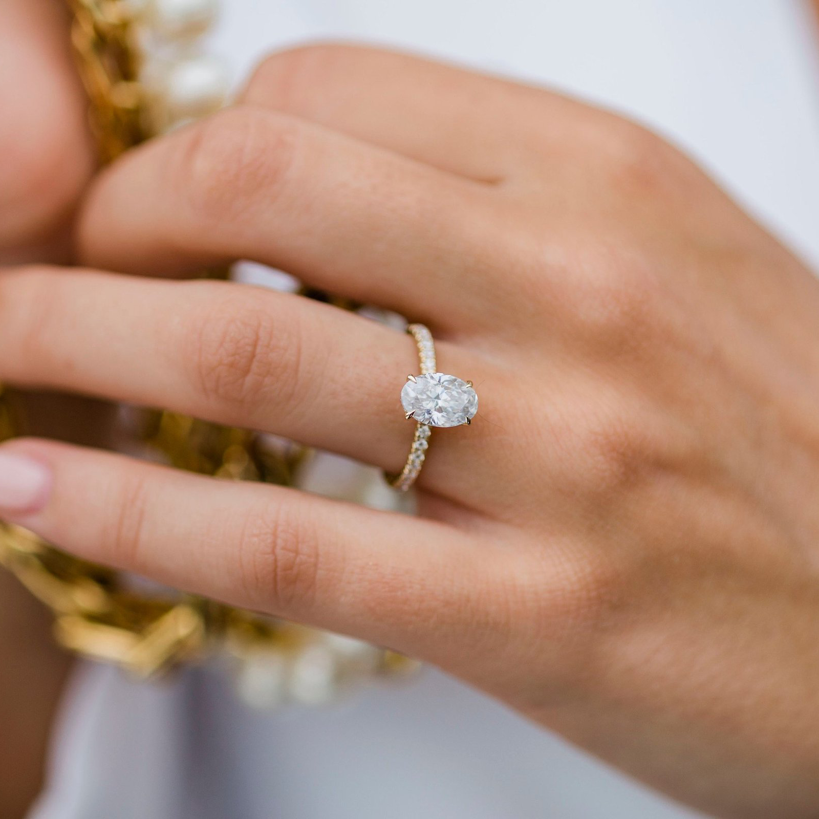 Oval Cut Moissanite Engagement Ring