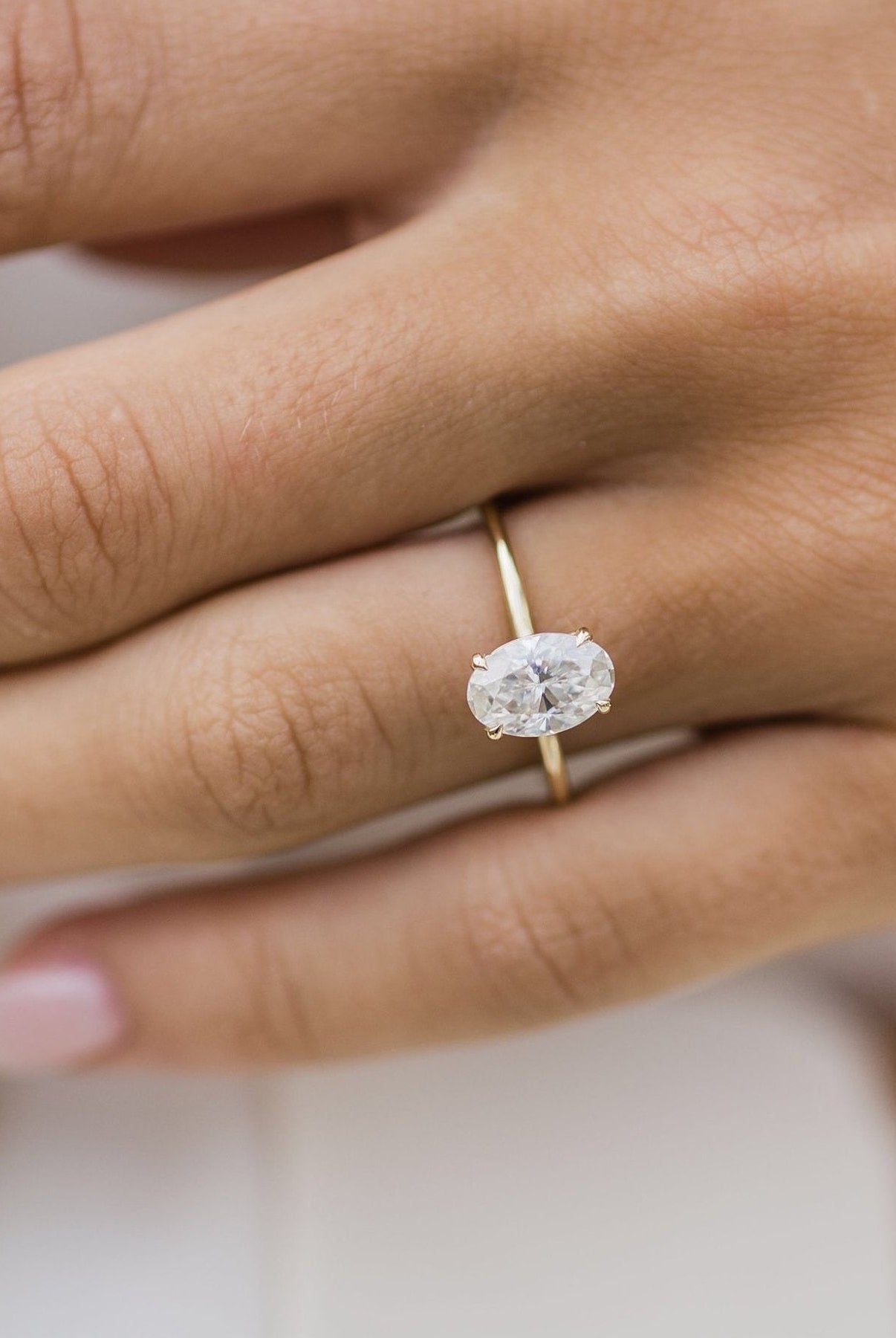 Oval Cut Moissanite Engagement Ring