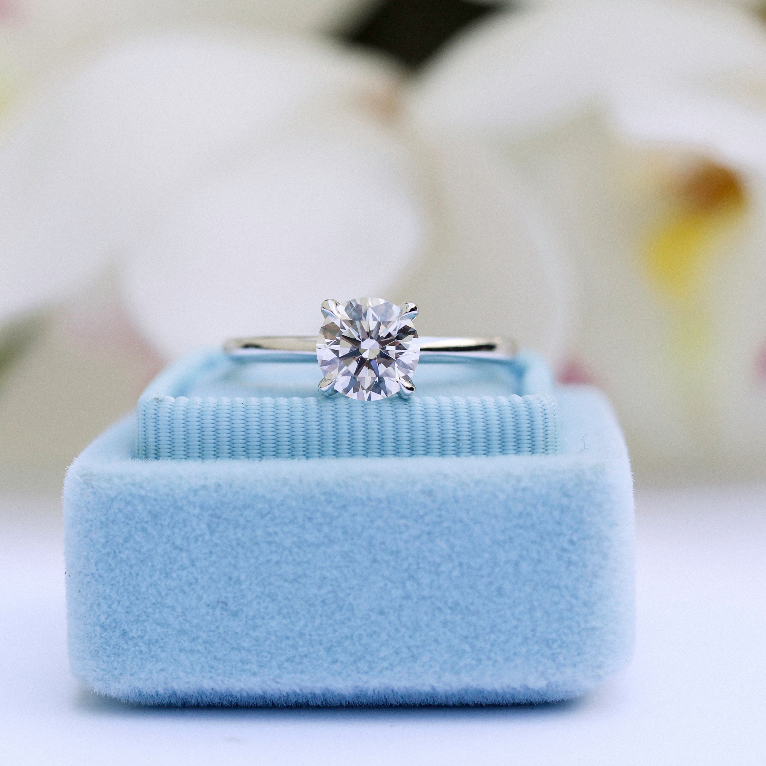 2.25ct Round Four Prong Moissnaite Diamond Engagement Ring In 14K Solid Gold