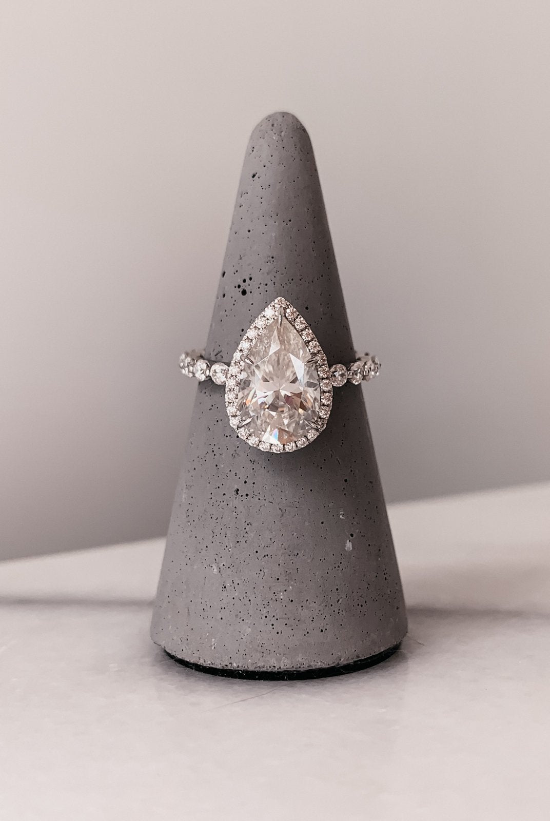 2.0CT Pear Halo Moissanite Diamond Bubble Pave Engagement Ring