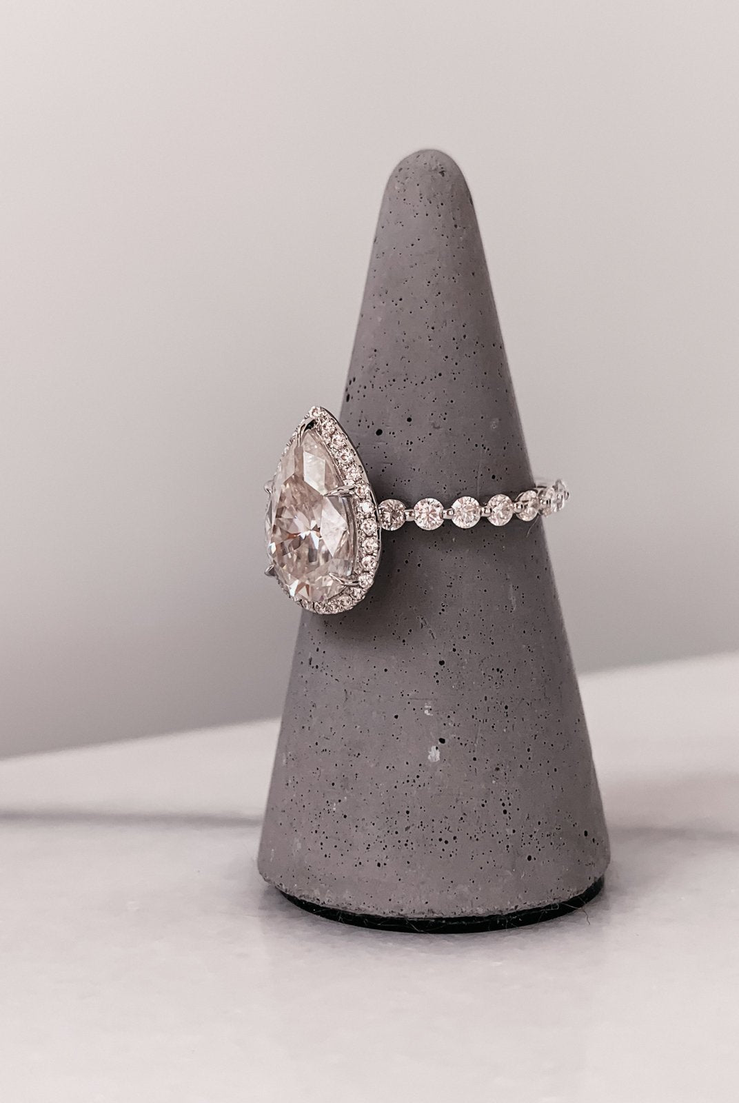 2.0CT Pear Halo Moissanite Diamond Bubble Pave Engagement Ring