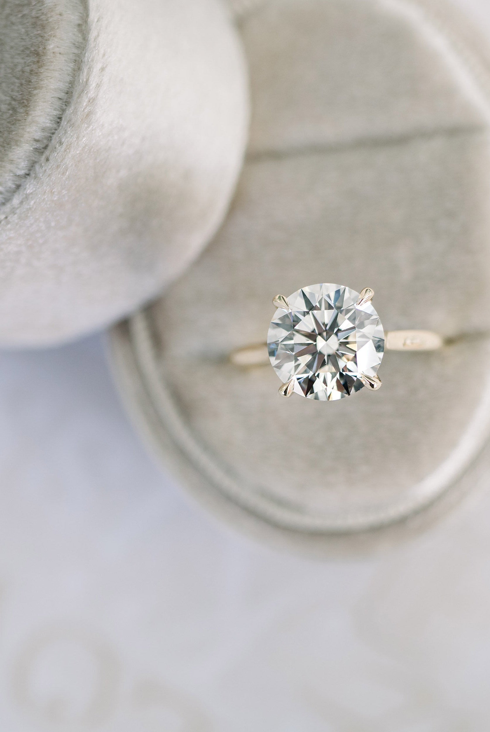 Rose gold moissanite rings