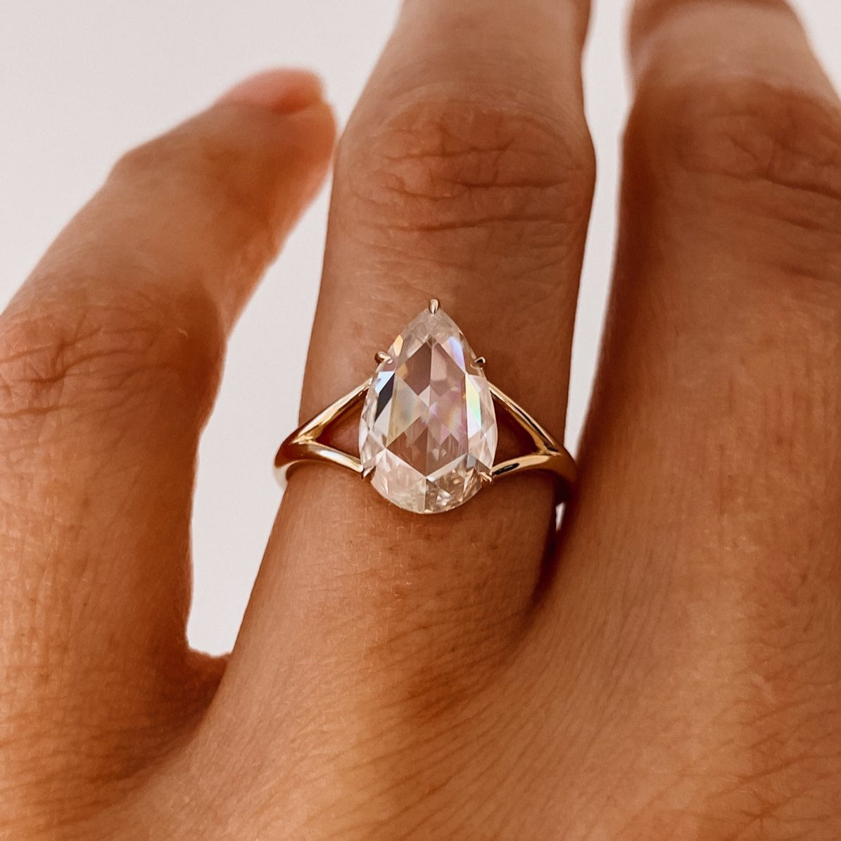 1.0 CT Pear Rose Cut Moissanite Diamond Split Shank Engagement Ring For Women