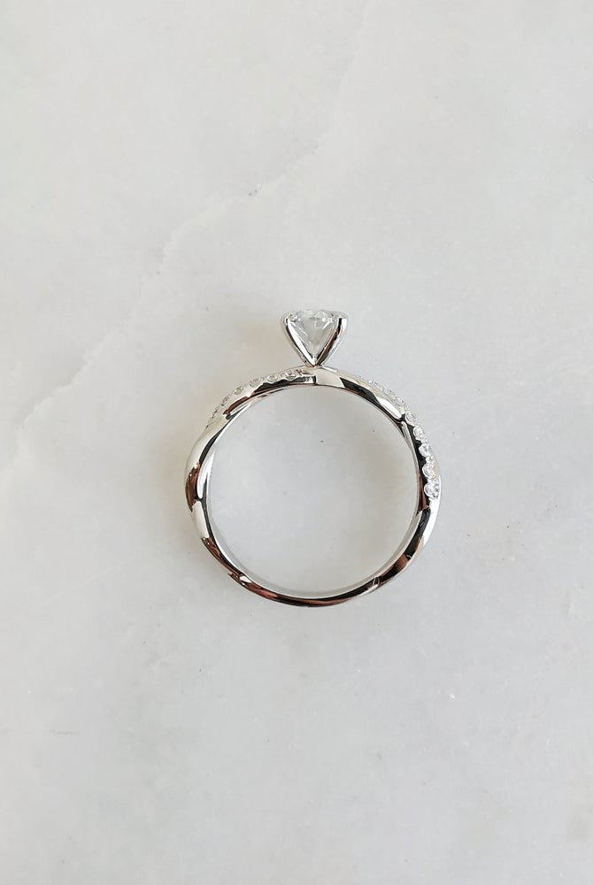 1-0-ct-oval-shaped-moissanite-twisted-pave-setting-engagement-ring