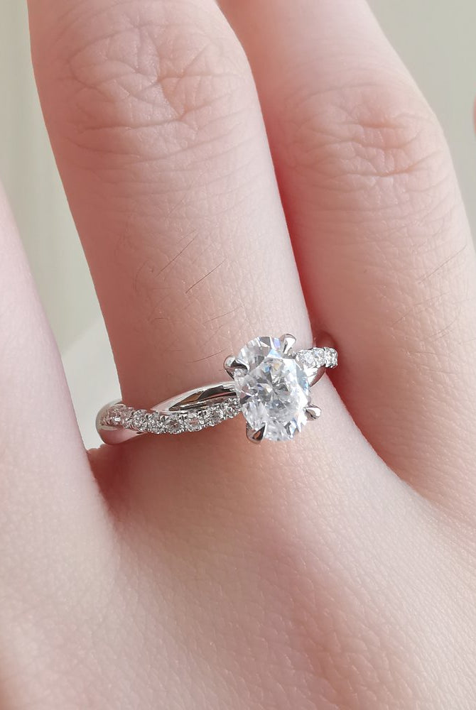 1-0-ct-oval-shaped-moissanite-twisted-pave-setting-engagement-ring