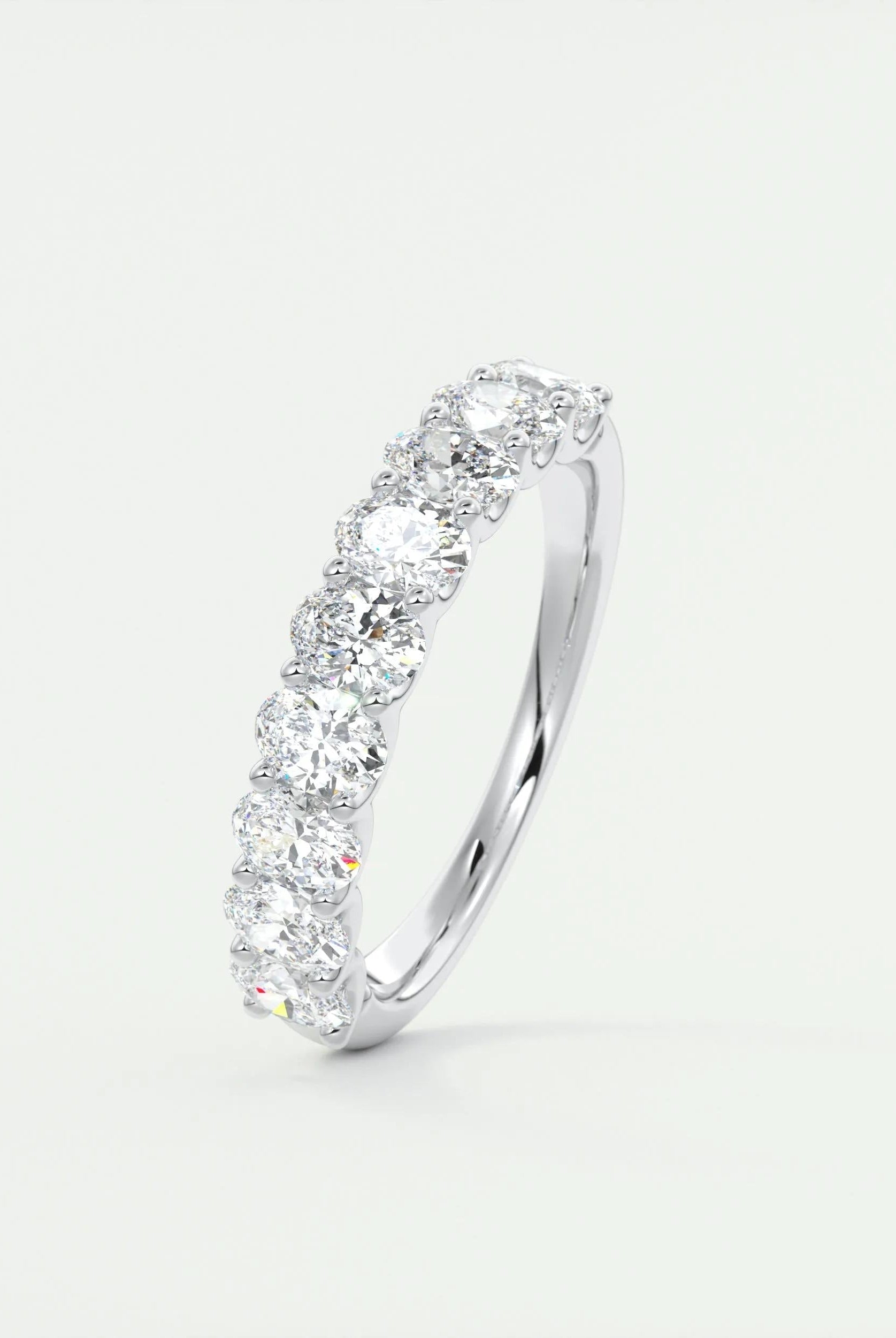 oval-cut-shared-prongs-moissanite-bridal-wedding-band