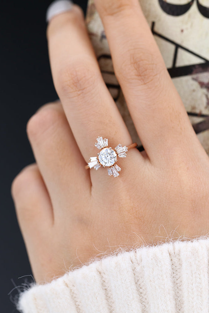 round-shaped-moissanite-cluster-engagement-ring-2