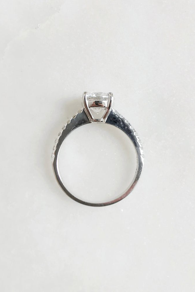 1-50-ct-round-shaped-moissanite-pave-setting-engagement-ring