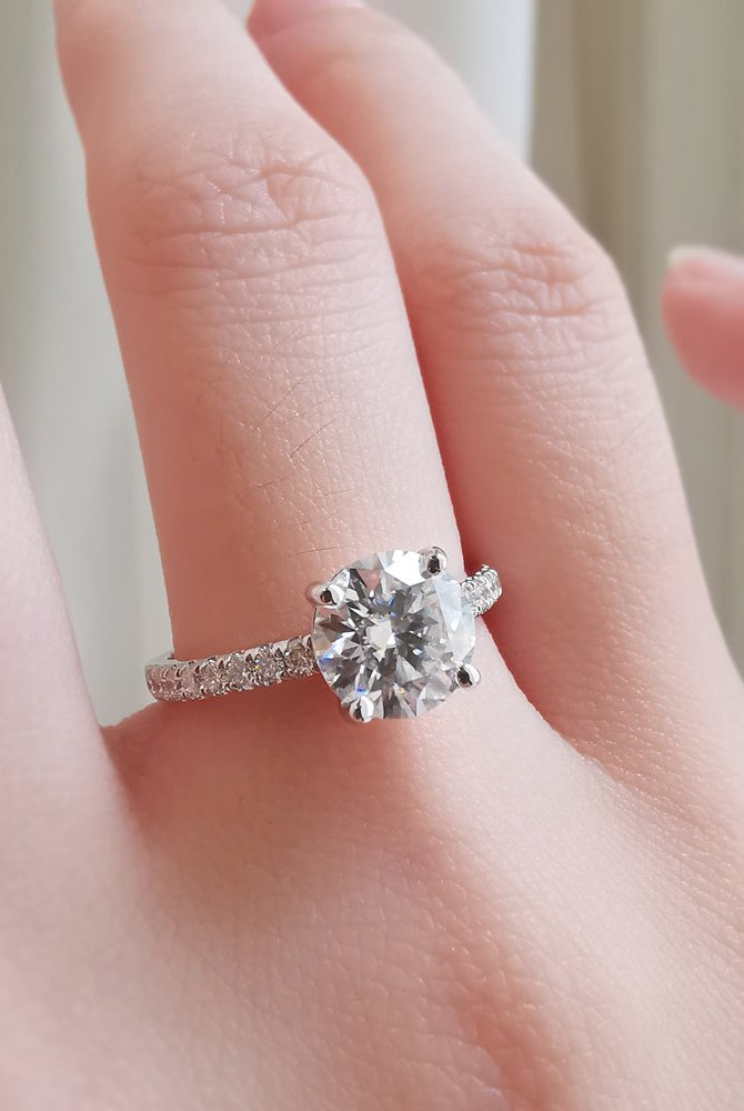 1-50-ct-round-shaped-moissanite-pave-setting-engagement-ring