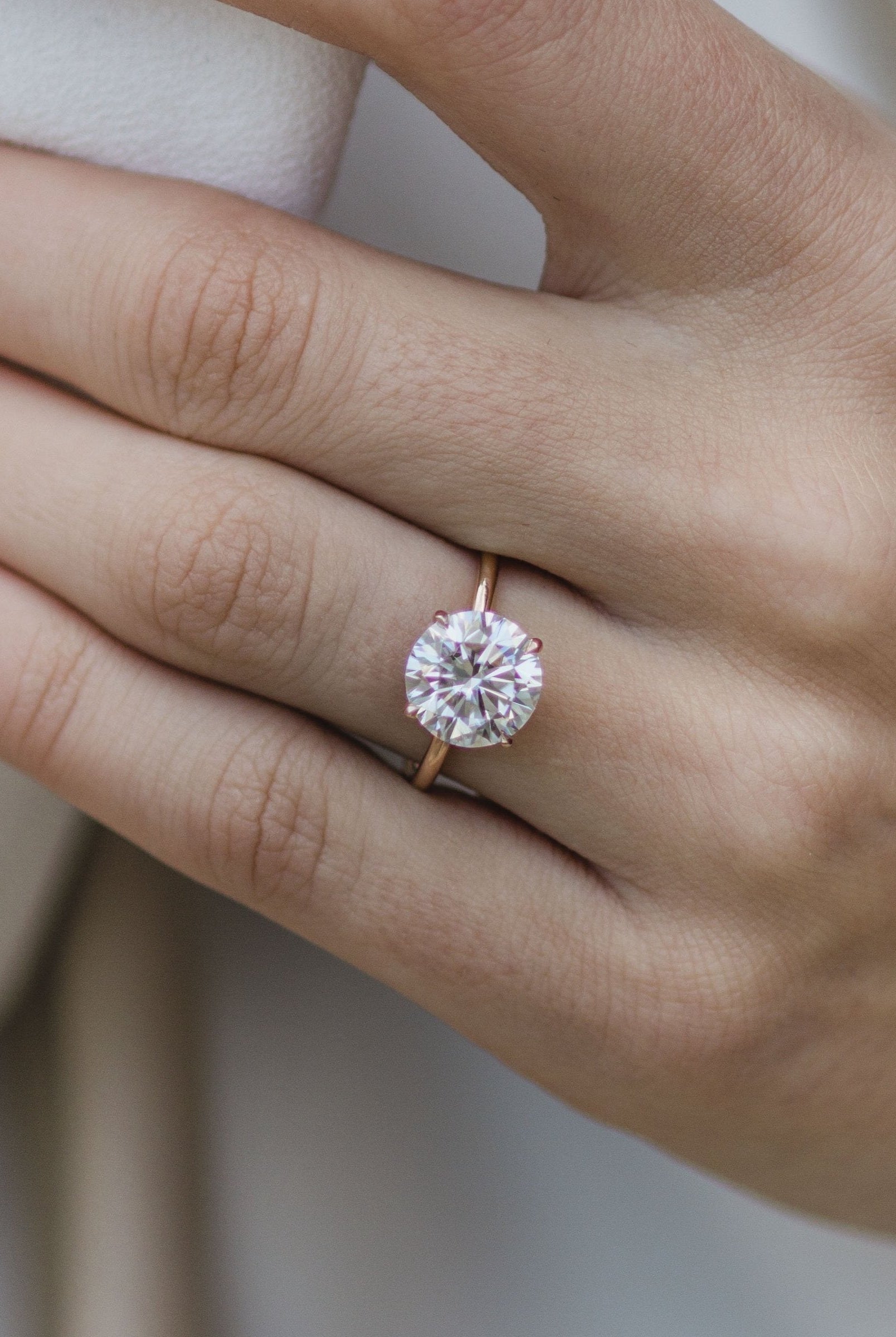 3.0CT Round Cut Moissanite Solitaire Engagement Ring