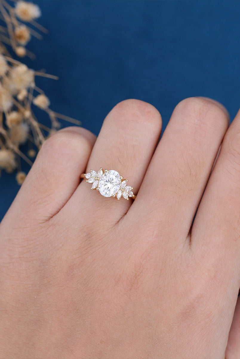oval-shaped-moissanite-cluster-engagement-ring-23
