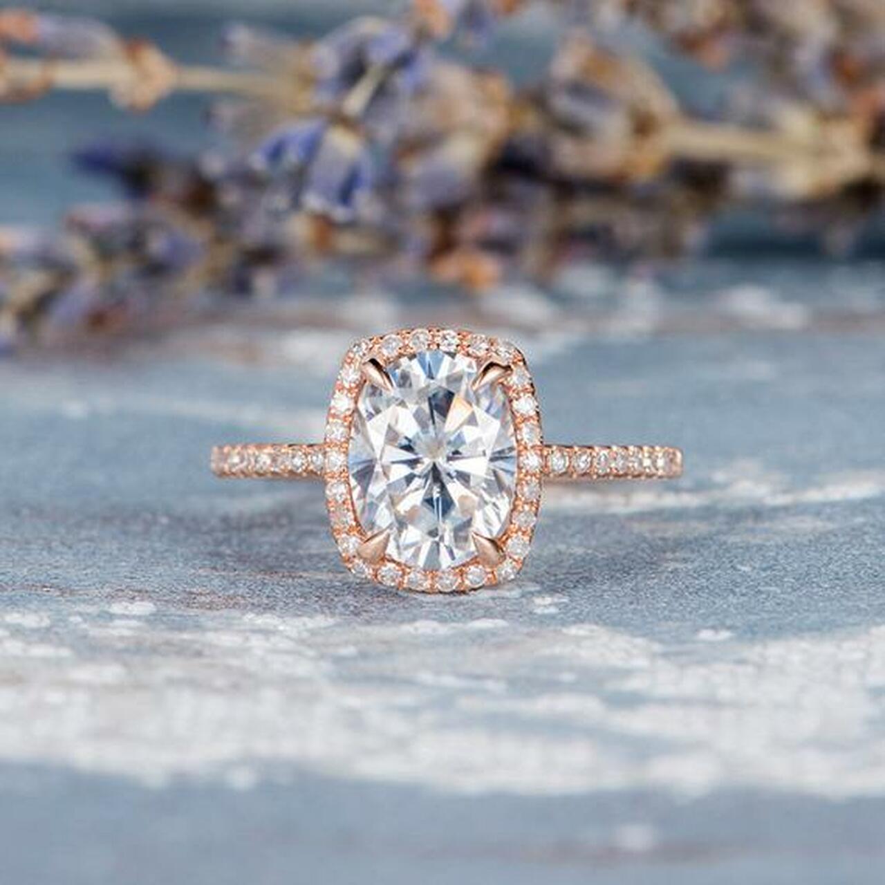 1.75CT Oval Cut Halo Moissanite Diamond Engagement Ring