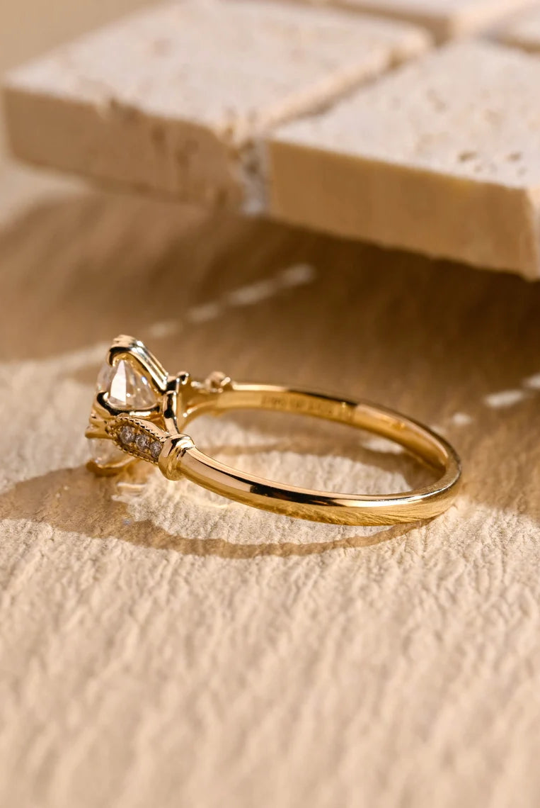 Oval Moissanite Engagement Ring