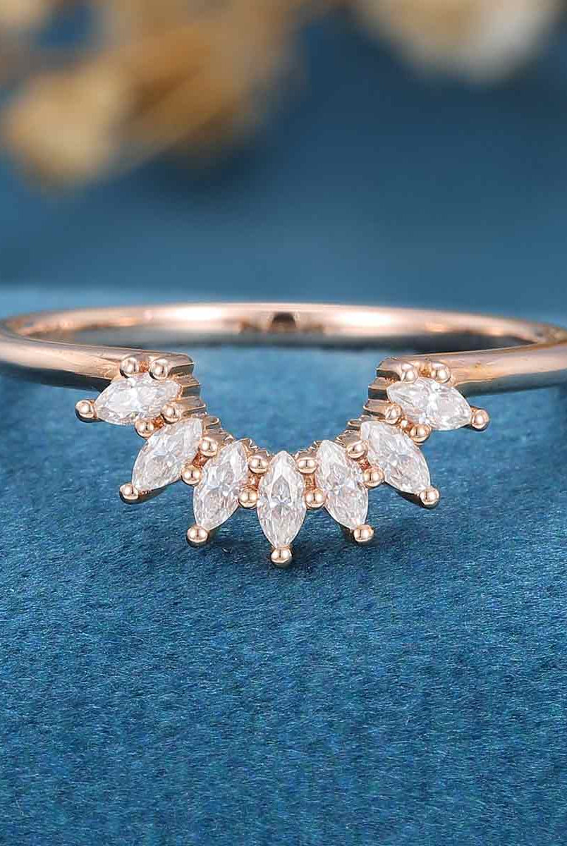 2-0-ct-marquise-shaped-moissanite-curved-wedding-band