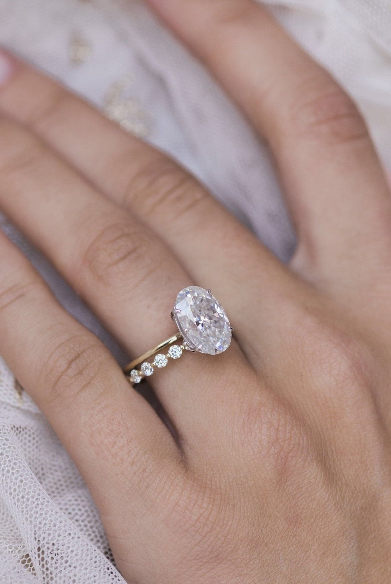 Moissanite jewelry set for Valentine's Day celebration gifts suggestions