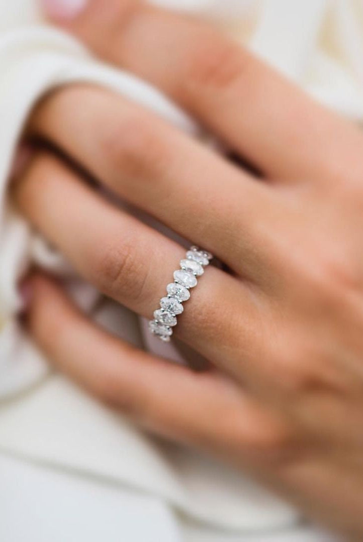 2-76-tcw-oval-shared-prong-moissanite-wedding-band