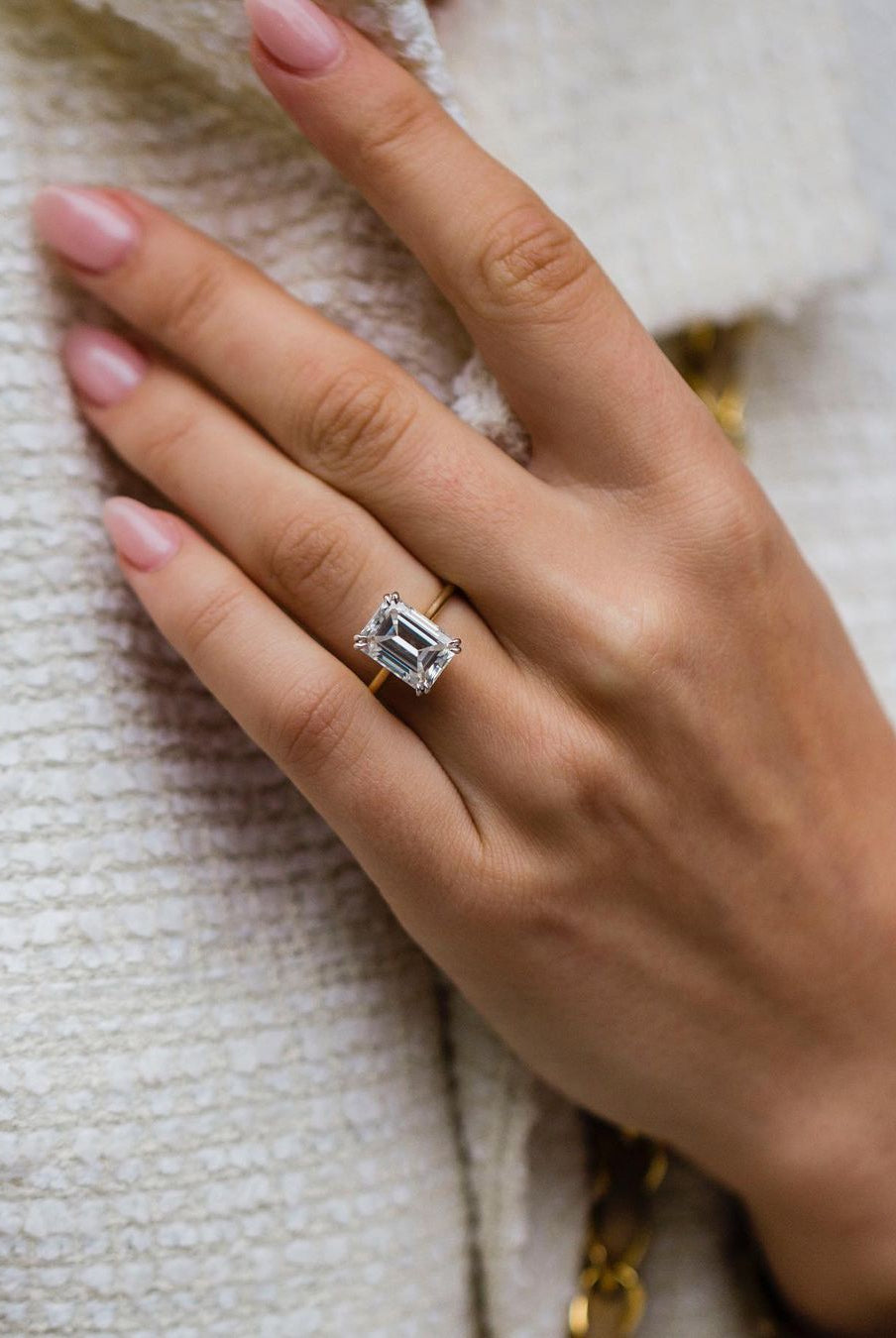 4-60-ct-emerald-cut-solitaire-moissanite-engagement-ring