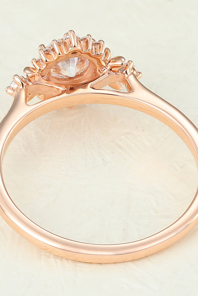 round-shaped-moissanite-cluster-engagement-ring-3