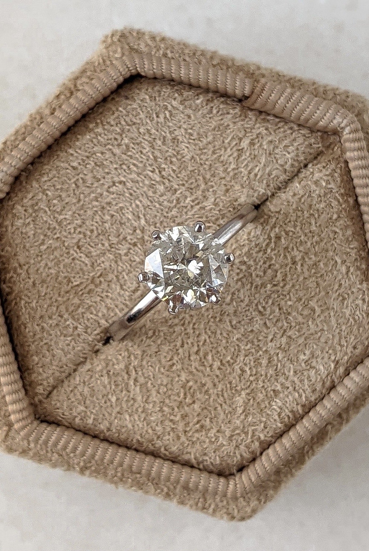 Round Brilliant Moissanite Ring