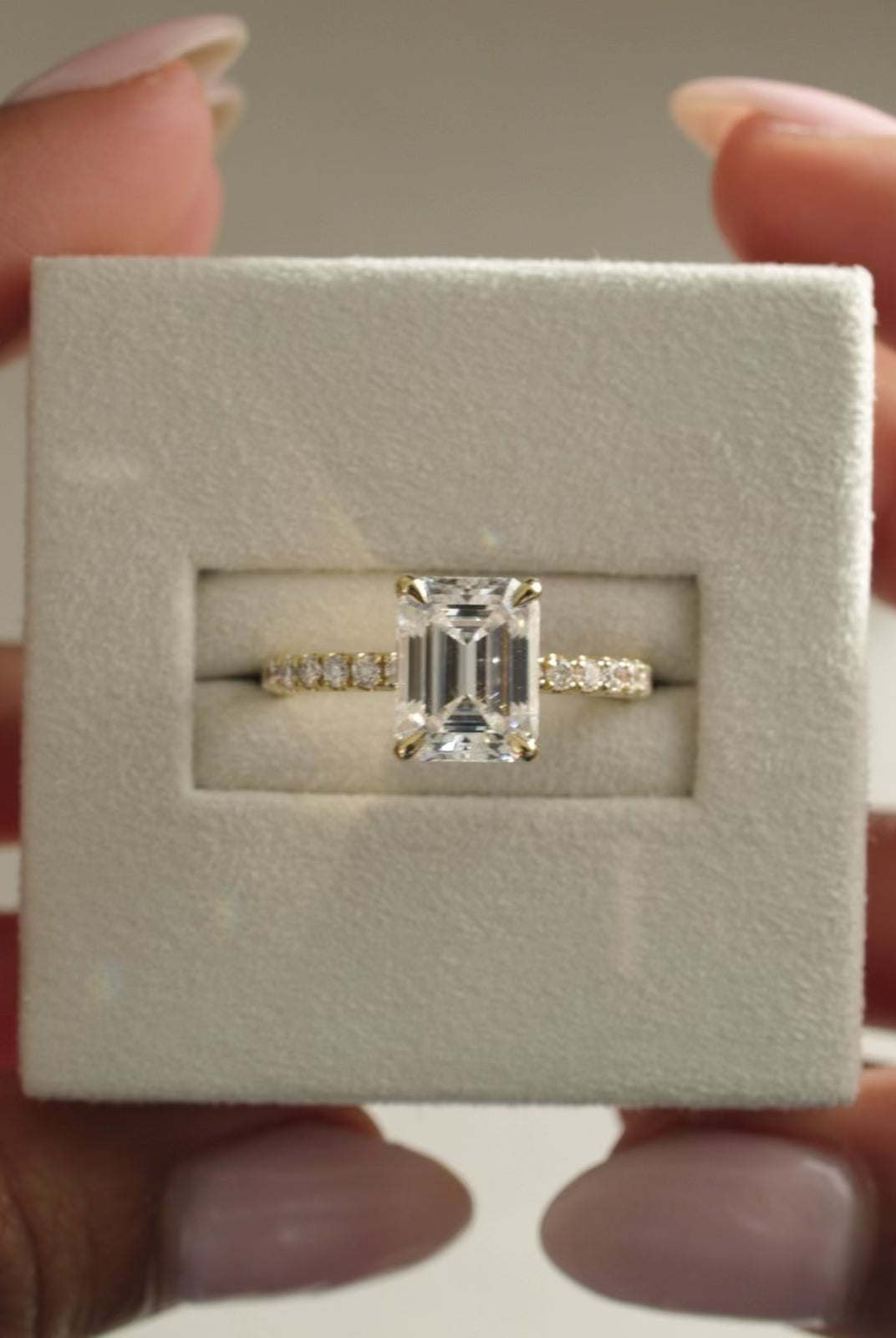 2CT Emerald Cut Moissanite Ring