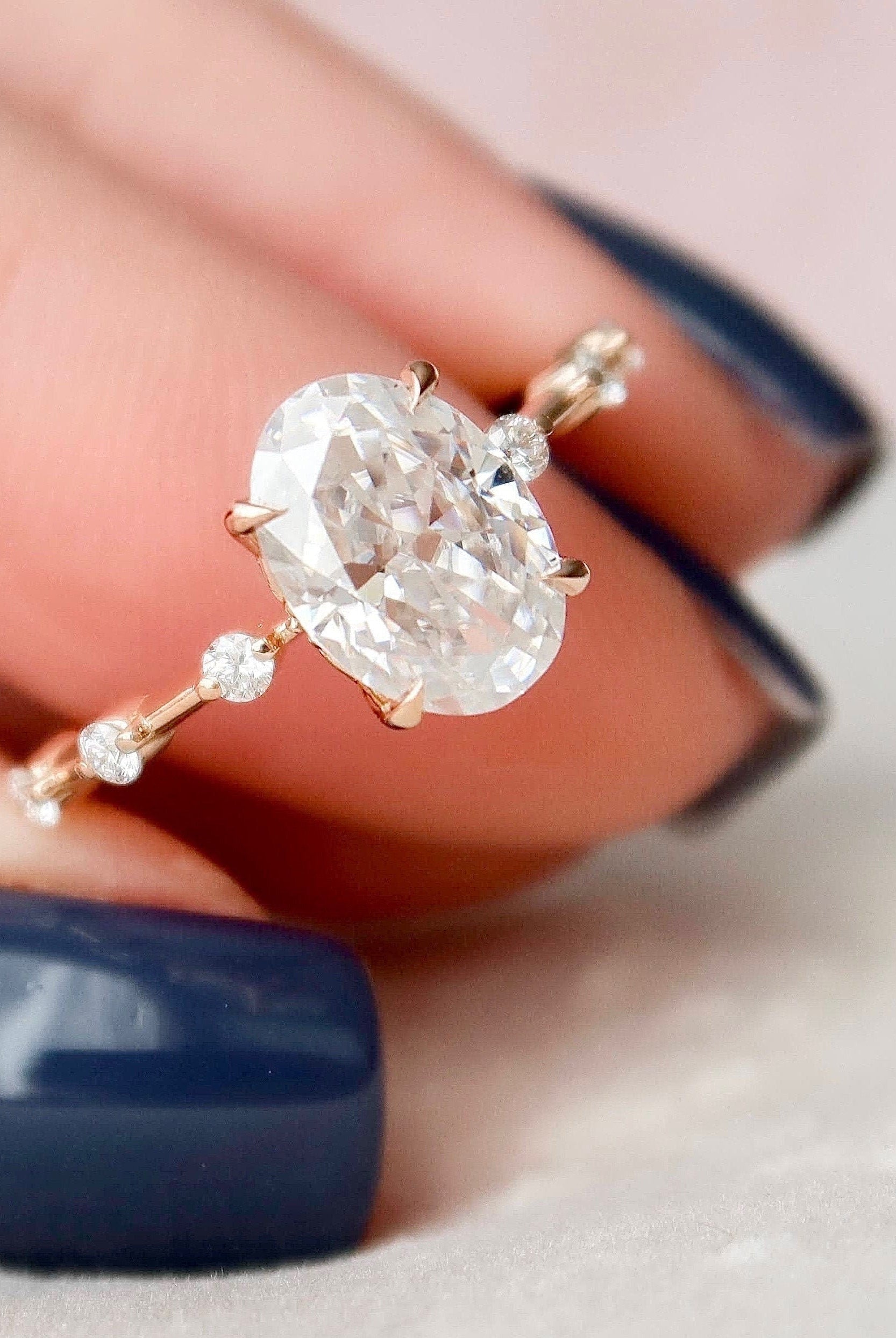 Oval Cut Moissanite Ring