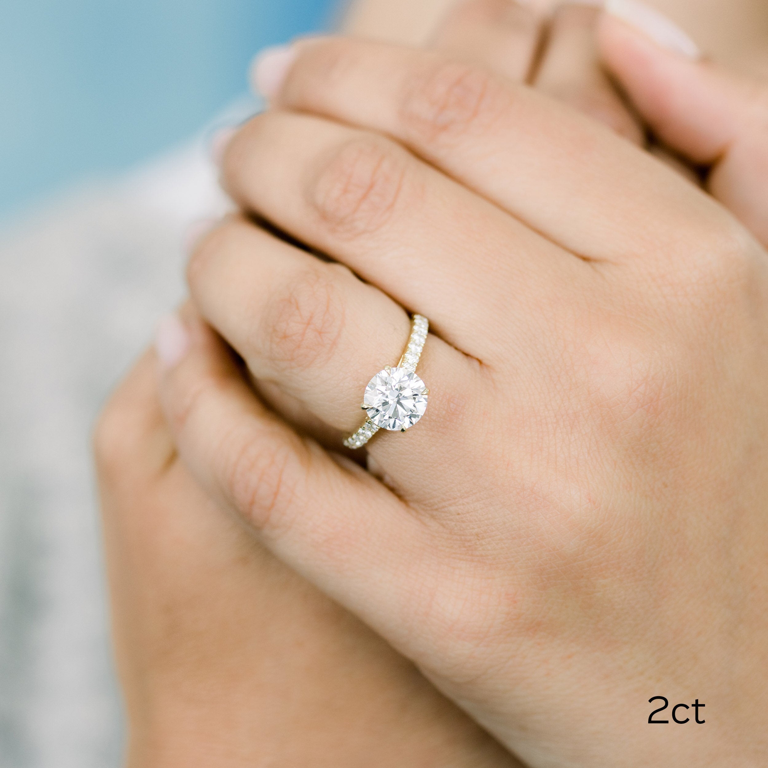 Round Brilliant Moissanite Ring