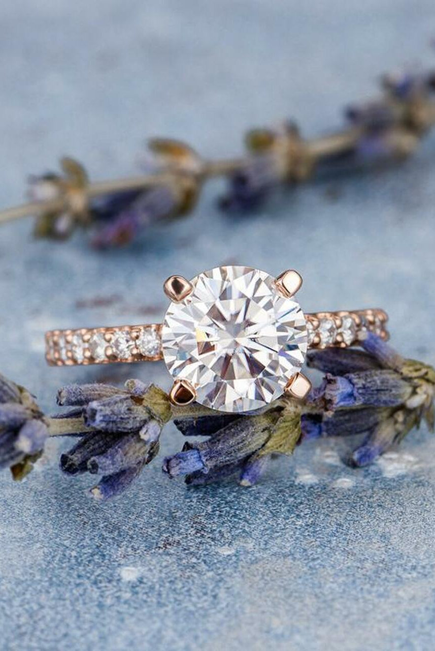 Round Cut Moissanite Ring