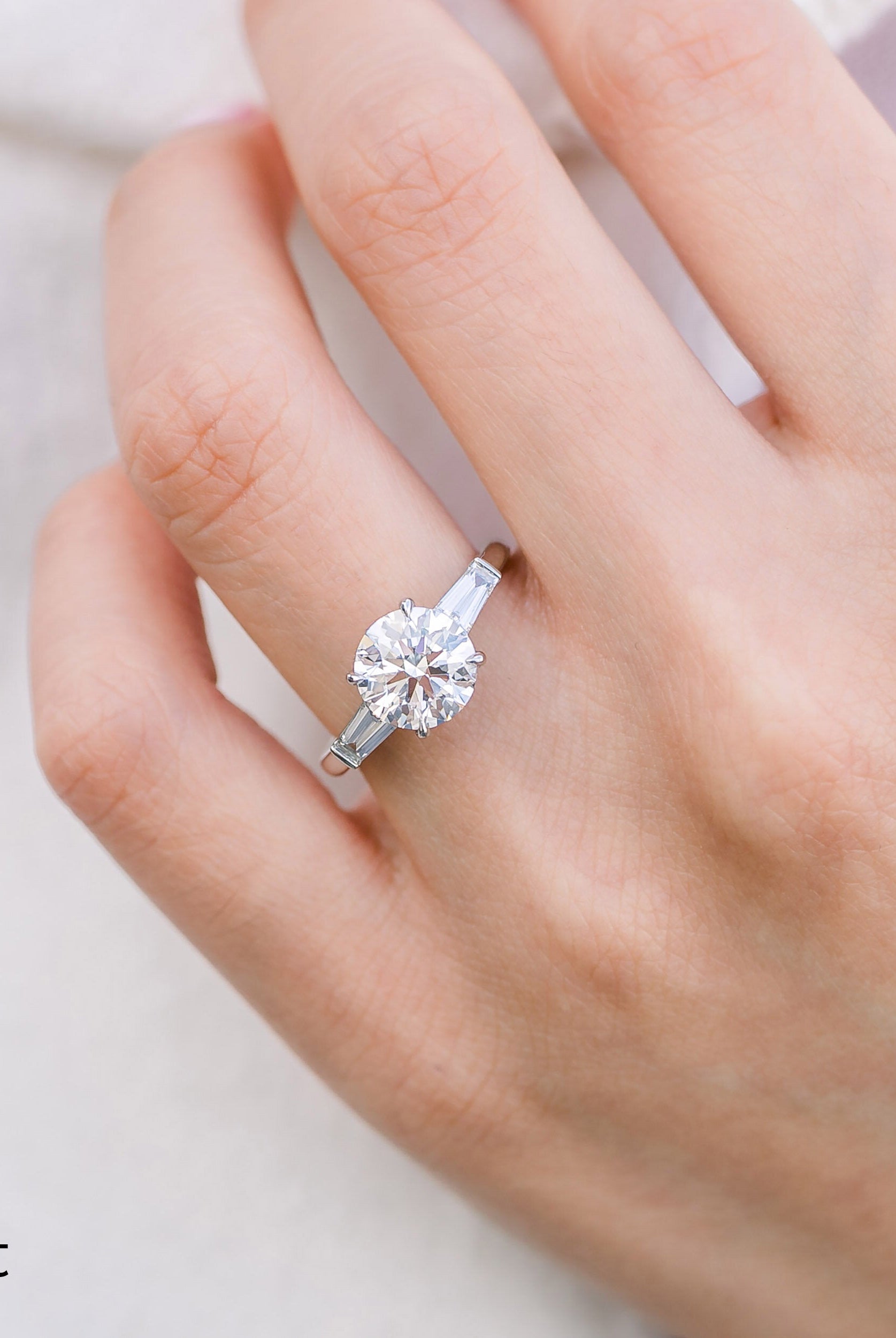 2.0CT Cathedral Set Round Moissanite Diamond Three Stone Engagement Ring