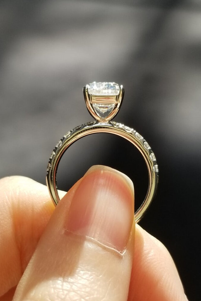 3-0-ct-emerald-shaped-moissanite-pave-setting-engagement-ring