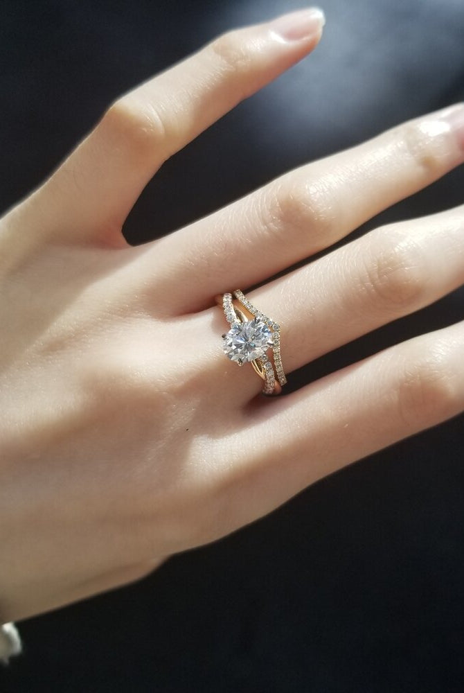 1-50-ct-oval-shaped-moissanite-twisted-pave-setting-engagement-ring