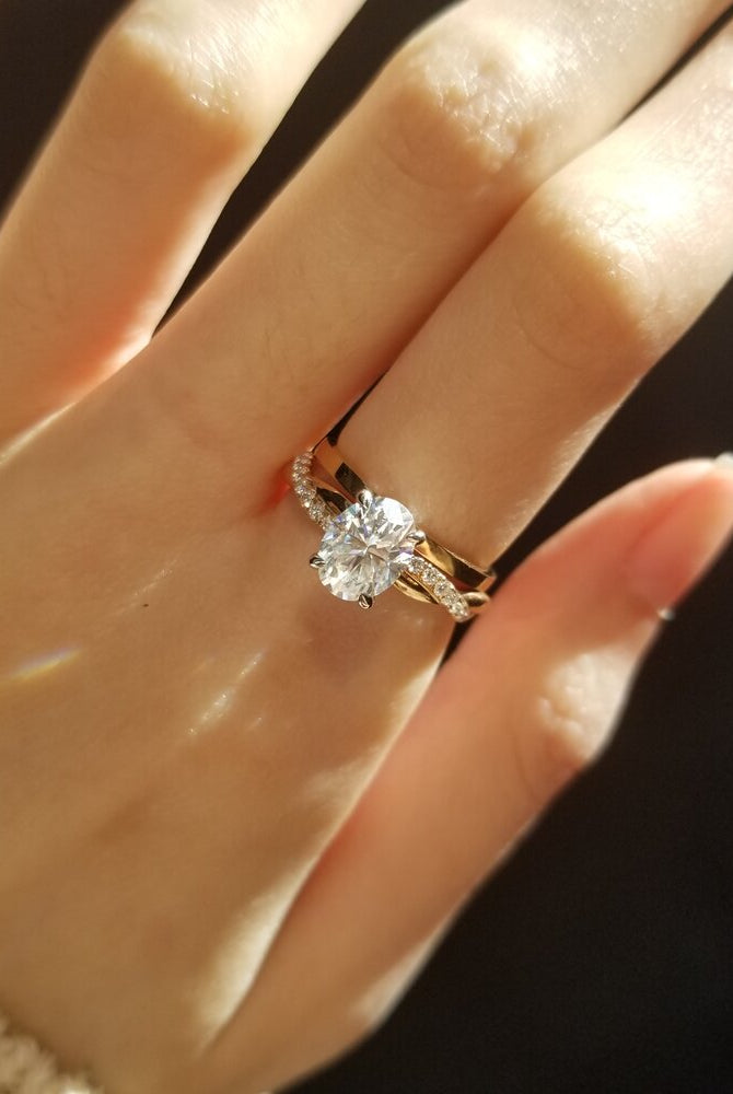 1-50-ct-oval-shaped-moissanite-twisted-pave-setting-engagement-ring