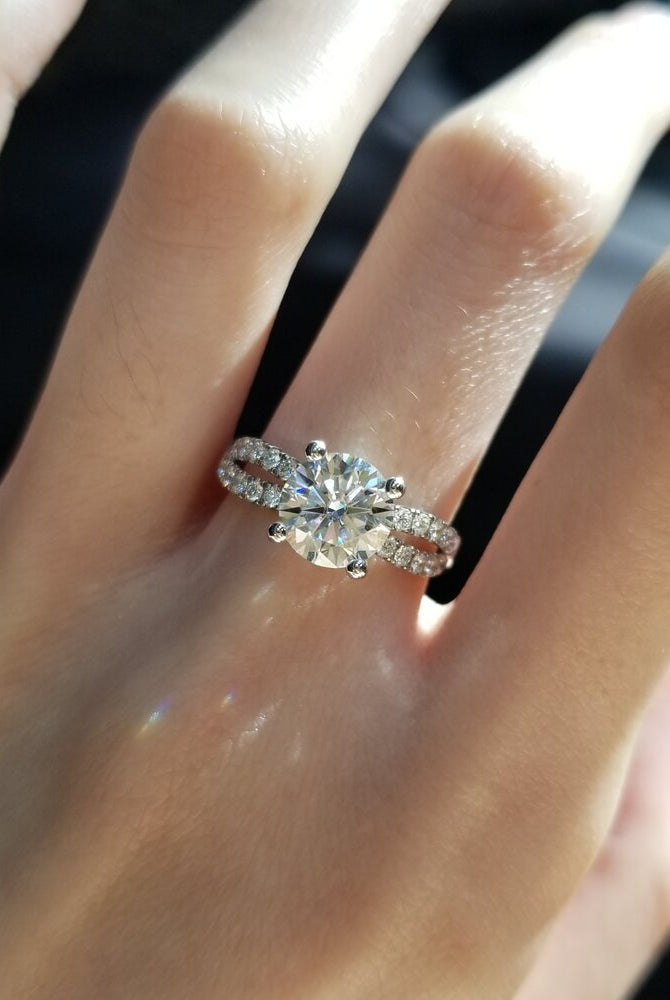 1-30-ct-round-shaped-moissanite-solitaire-split-shank-engagement-ring