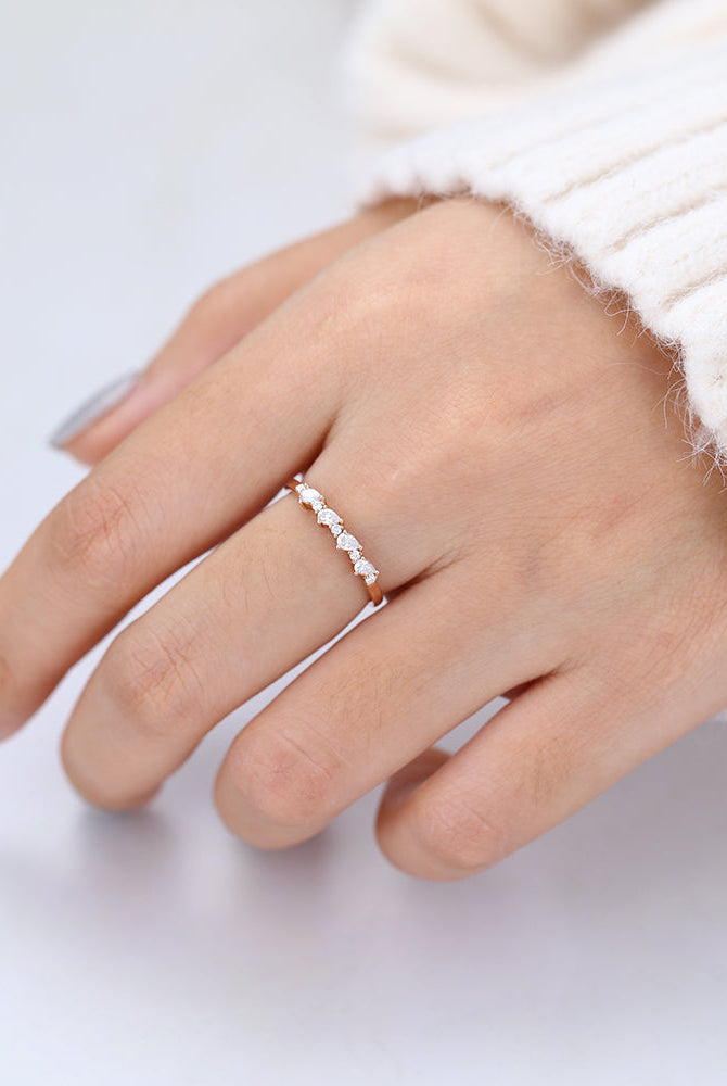 0-33-ct-pear-round-shaped-moissanite-alternative-wedding-band