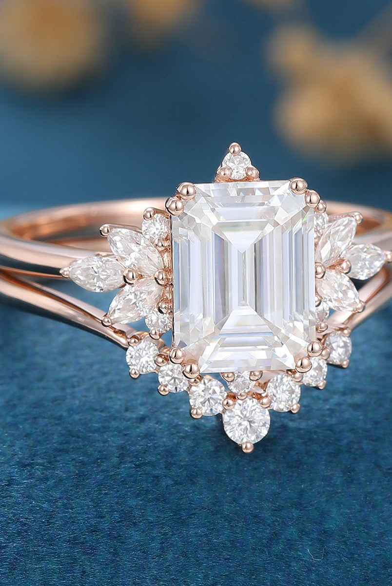 emerald-shaped-moissanite-cluster-bridal-set-6