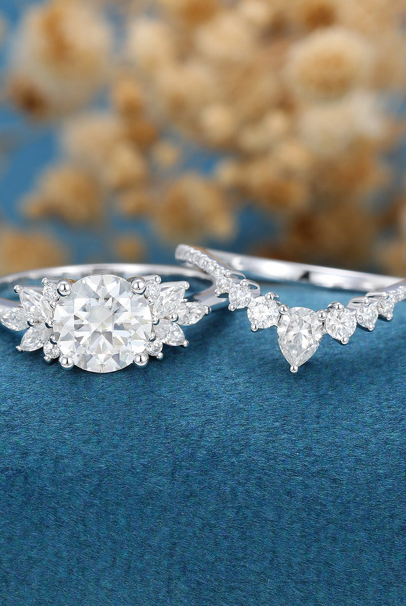 0-88-ct-round-shaped-moissanite-cluster-bridal-set